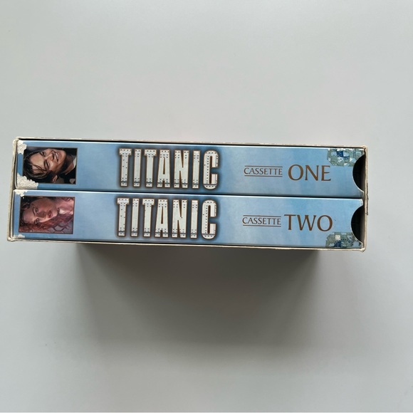 Titanic (1997) movie VHS tapes set - Picture 2 of 6